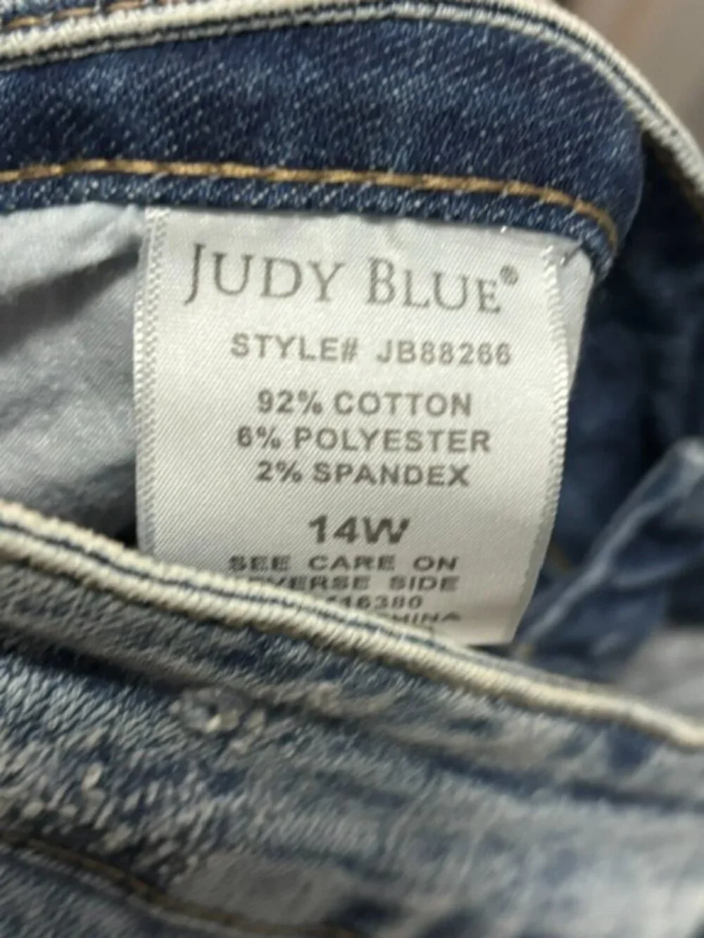 Judy Blue Jeans Women's‎ 14 W Skinny Fit Distressed Plus Denim
